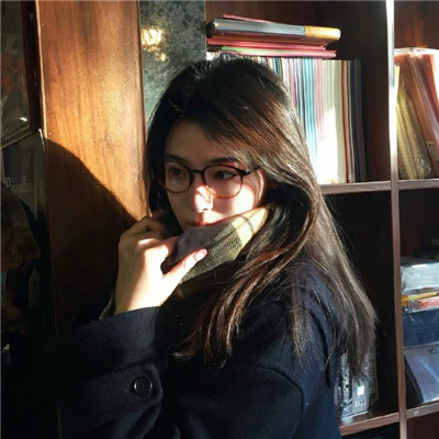 商务伴游岗位女生颜值与语言能力的重要性