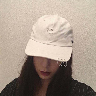 伴游招聘中的条件和待遇如何？